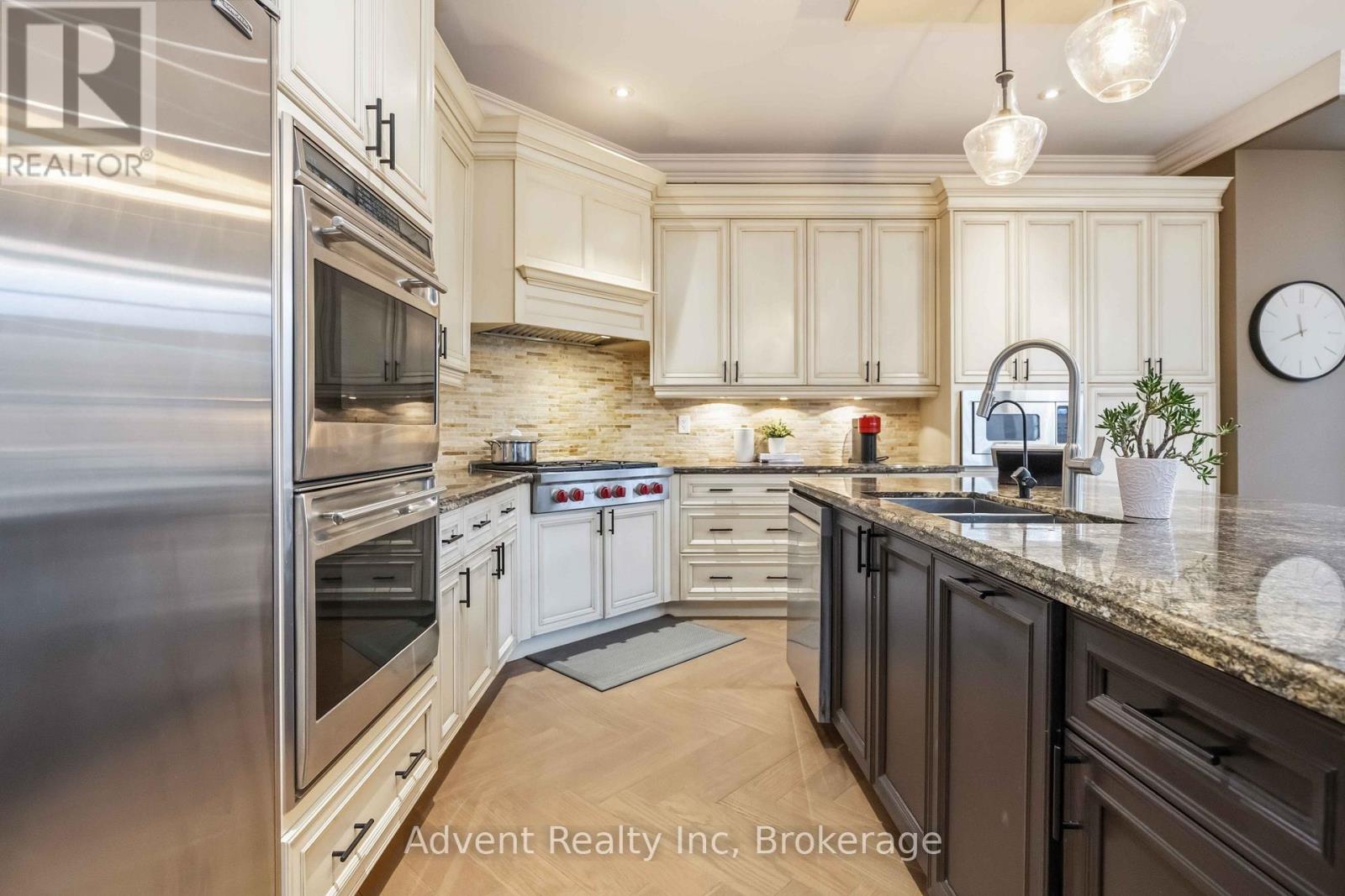 183 Angus Glen Boulevard, Markham, Ontario  L6C 0K1 - Photo 15 - N12950772