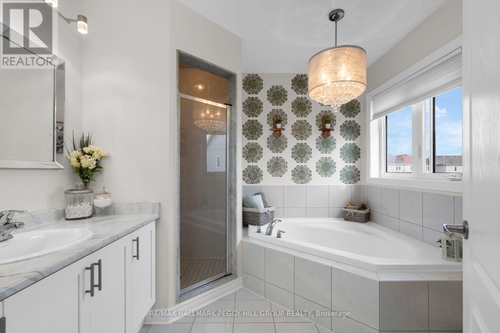 138 Mount Crescent, Essa, Ontario  L3W 0N1 - Photo 9 - N12950774