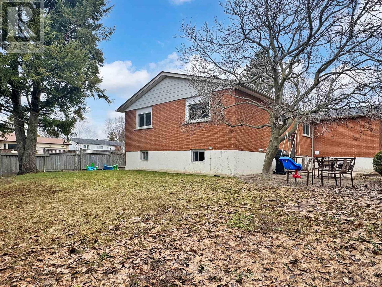 30 Sir Caradoc Place, Markham, Ontario  L3P 2X6 - Photo 20 - N12950798