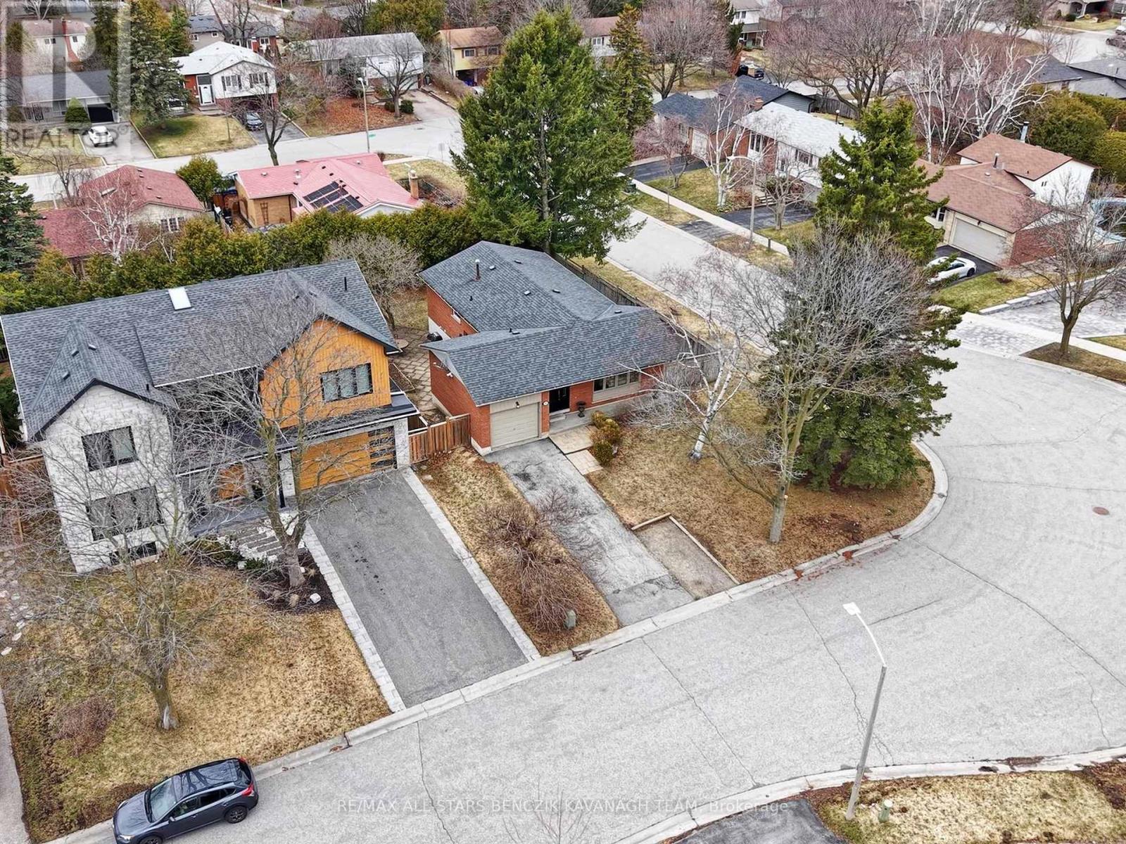 30 Sir Caradoc Place, Markham, Ontario  L3P 2X6 - Photo 21 - N12950798