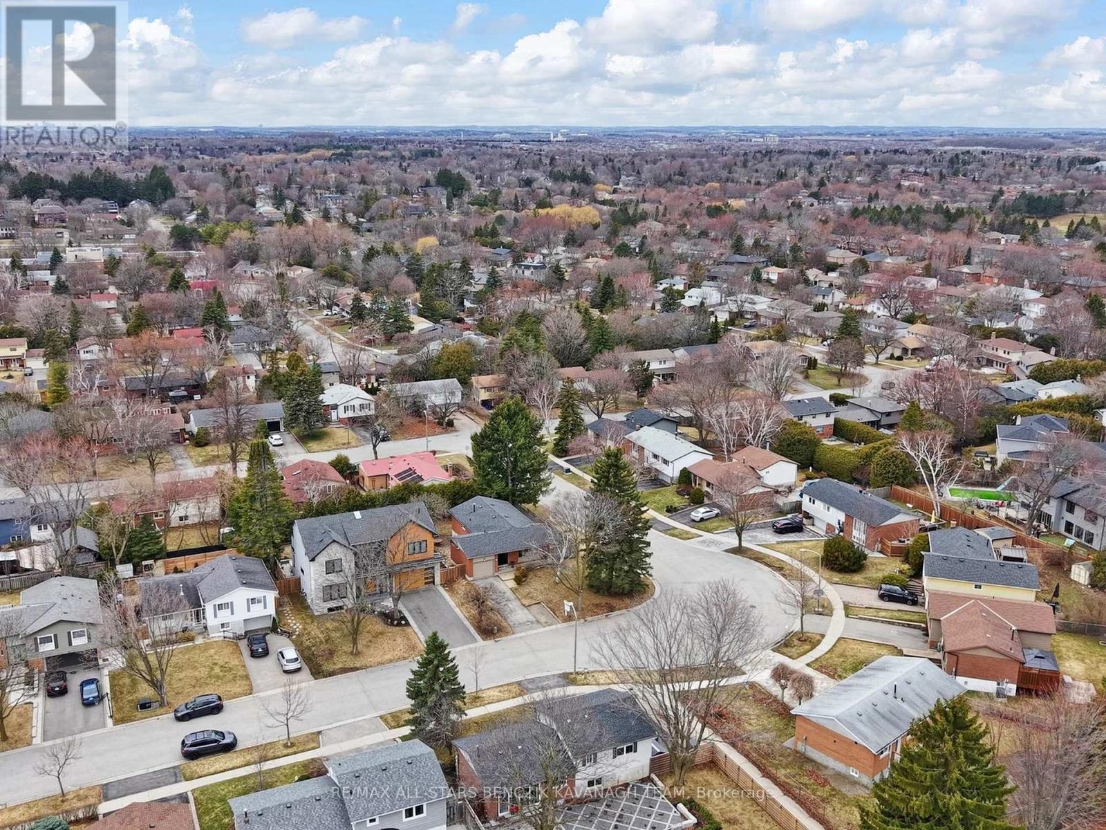 30 Sir Caradoc Place, Markham, Ontario  L3P 2X6 - Photo 23 - N12950798