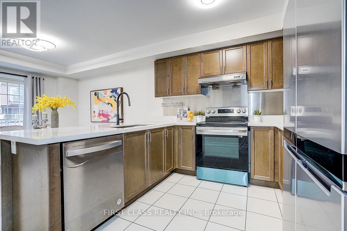 5303 Major Mackenzie Drive E, Markham, Ontario  L6C 0N3 - Photo 14 - N12950892