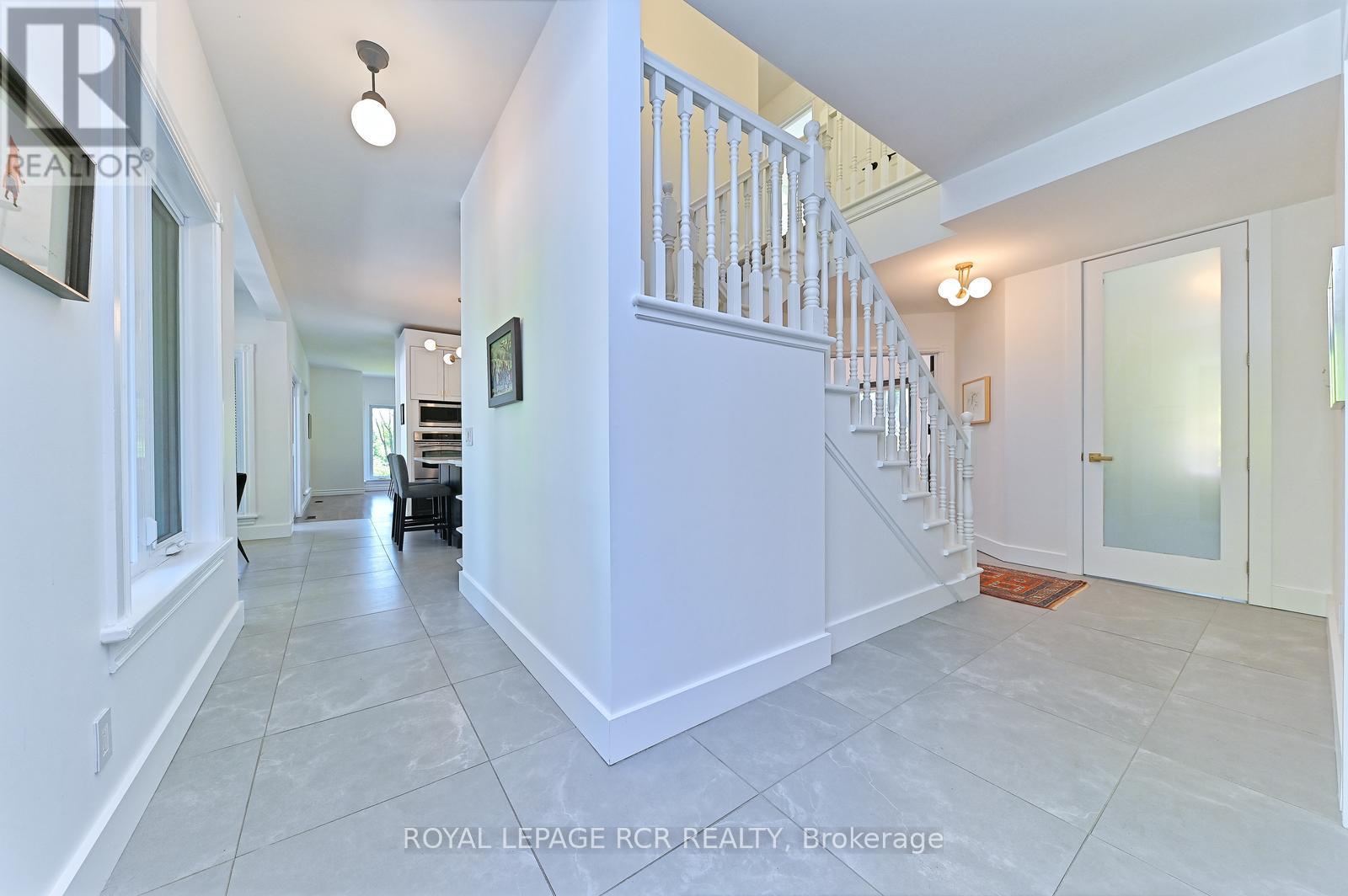 1614 Nottawasaga Concession Rd 10, Clearview, Ontario  N0C 1M0 - Photo 8 - S12950712