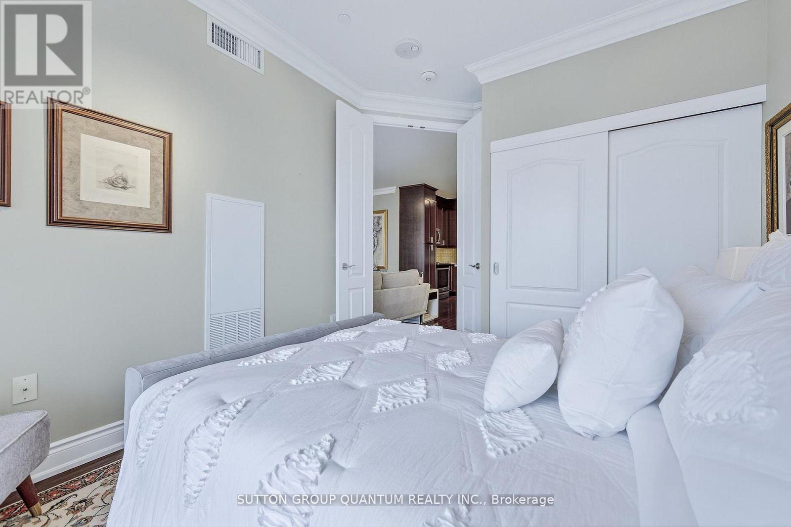 606 - 90 Orchard Point Road, Orillia, Ontario  L3V 8K4 - Photo 19 - S12950814