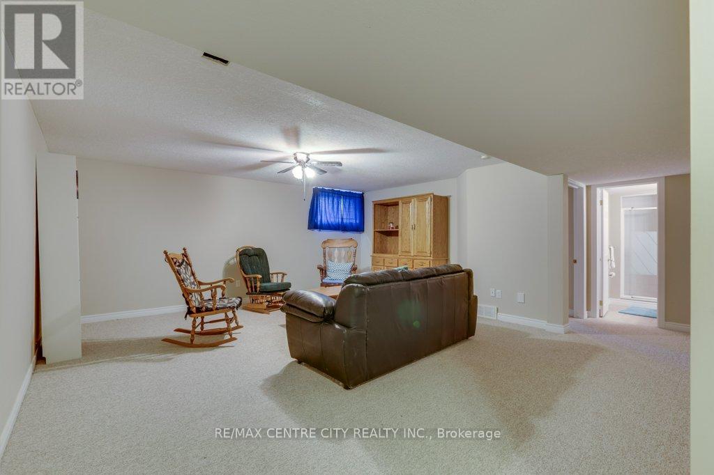 21 - 95 Capulet Lane, London North, Ontario  N6H 5V6 - Photo 27 - X12566004