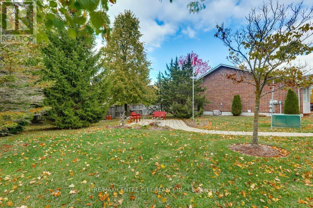 21 - 95 Capulet Lane, London North, Ontario  N6H 5V6 - Photo 43 - X12566004