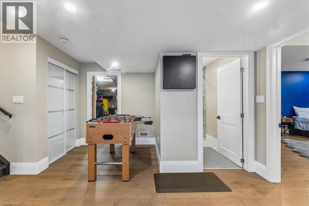 570 Bridgemill Crescent, Kitchener, Ontario  N2A 0K3 - Photo 41 - 40817234