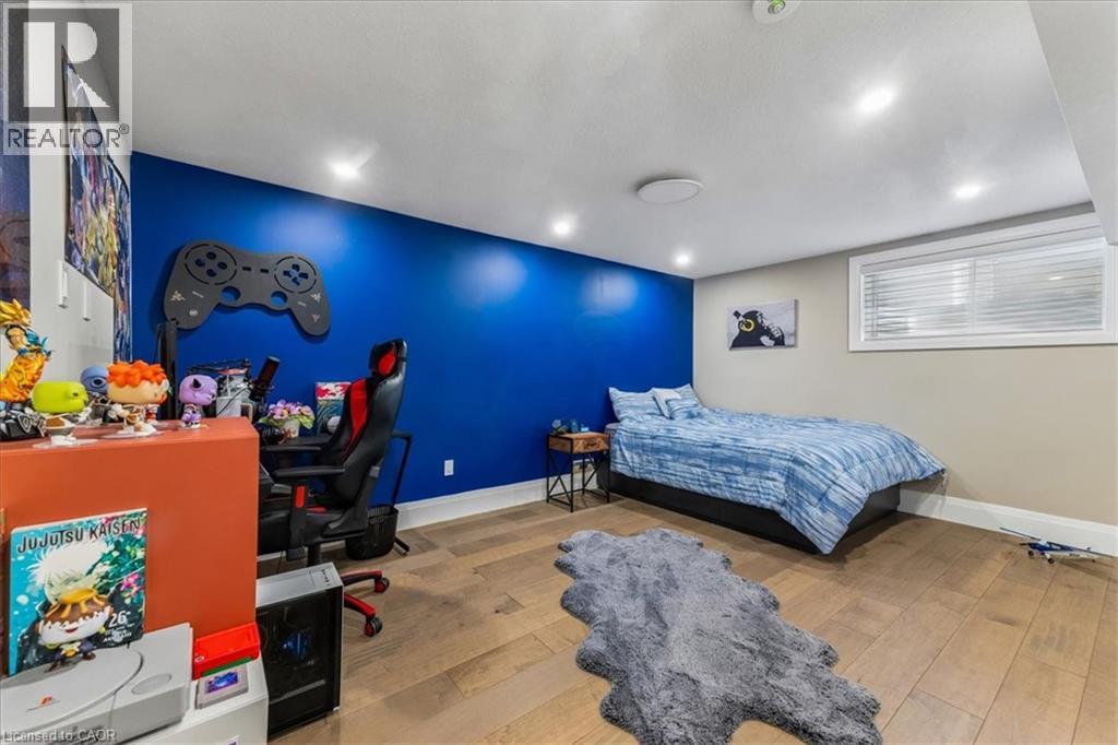 570 Bridgemill Crescent, Kitchener, Ontario  N2A 0K3 - Photo 42 - 40817234