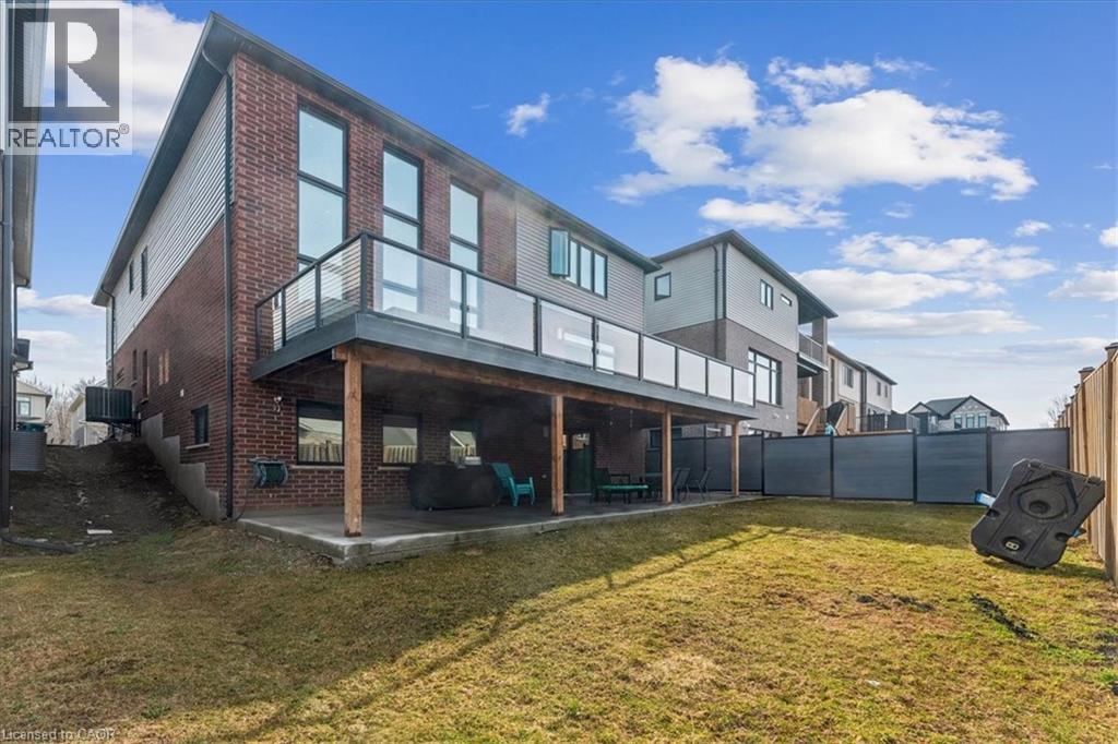 570 Bridgemill Crescent, Kitchener, Ontario  N2A 0K3 - Photo 50 - 40817234