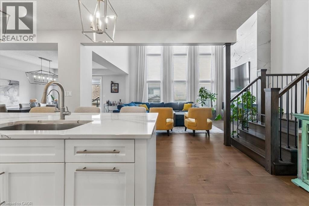 570 Bridgemill Crescent, Kitchener, Ontario  N2A 0K3 - Photo 6 - 40817234