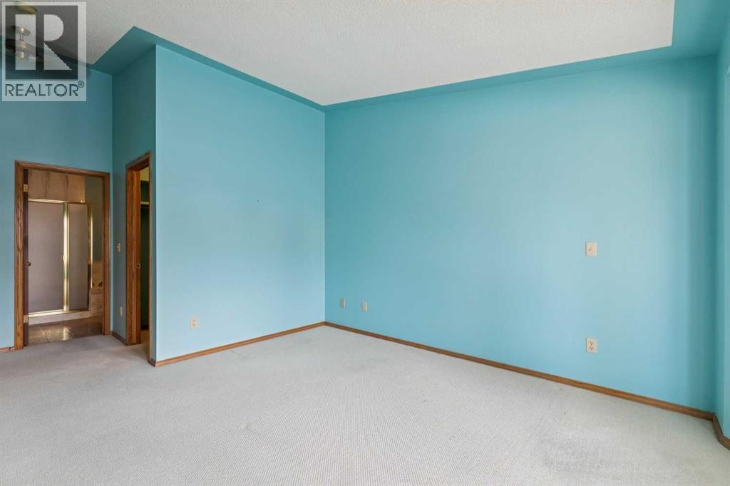 140 Shawnee Rise SW, Calgary, Alberta  T2Y 2S3 - Photo 32 - A2288510