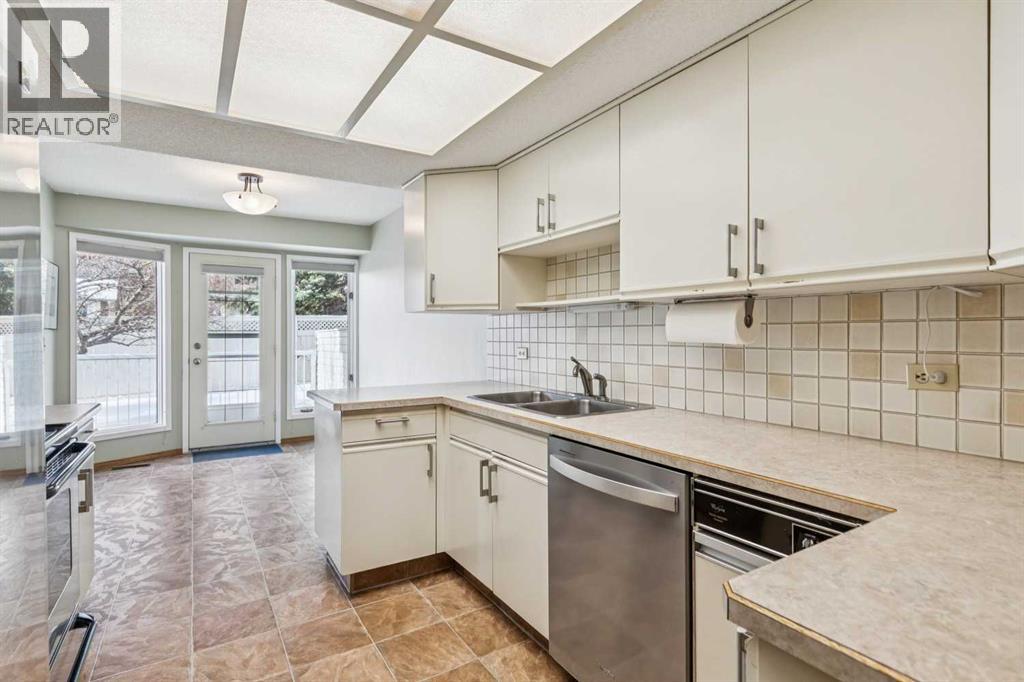 140 Shawnee Rise SW, Calgary, Alberta  T2Y 2S3 - Photo 26 - A2288510