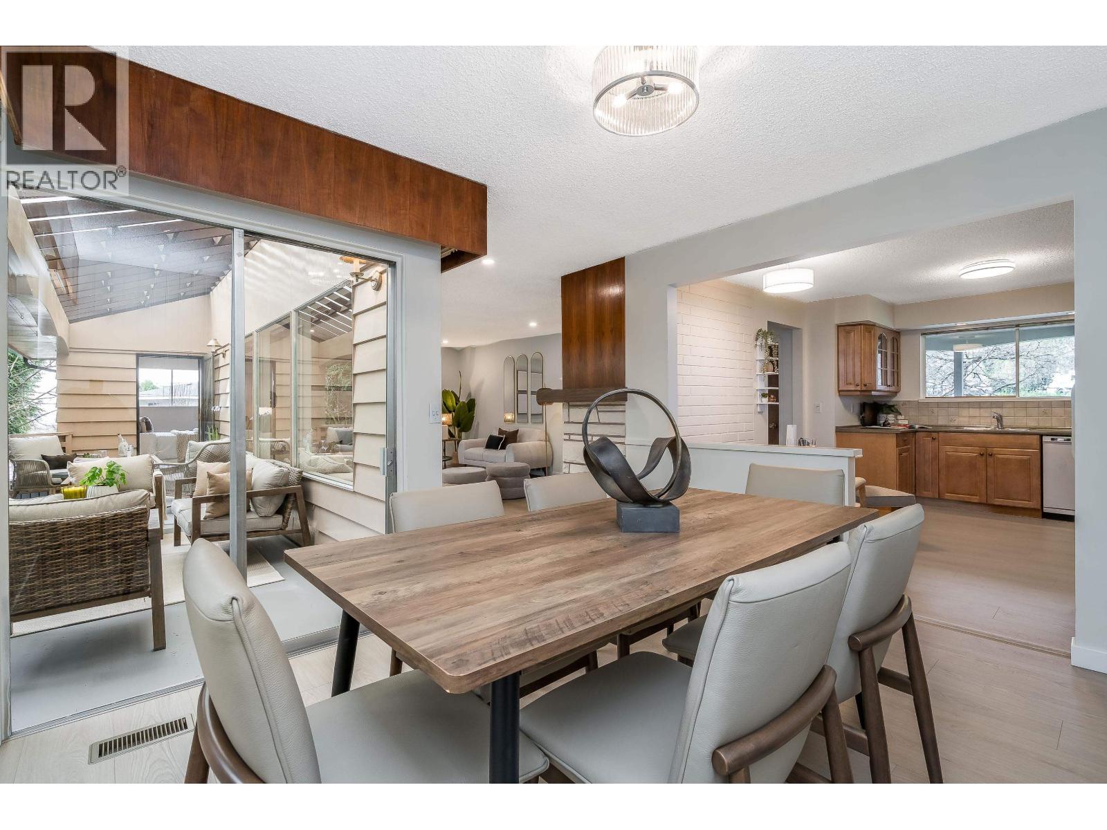 1168 Charland Avenue, Coquitlam, British Columbia  V3K 3L1 - Photo 11 - R3105447