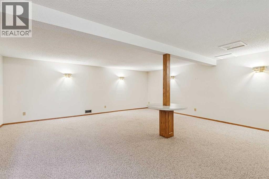 140 Shawnee Rise SW, Calgary, Alberta  T2Y 2S3 - Photo 38 - A2288510