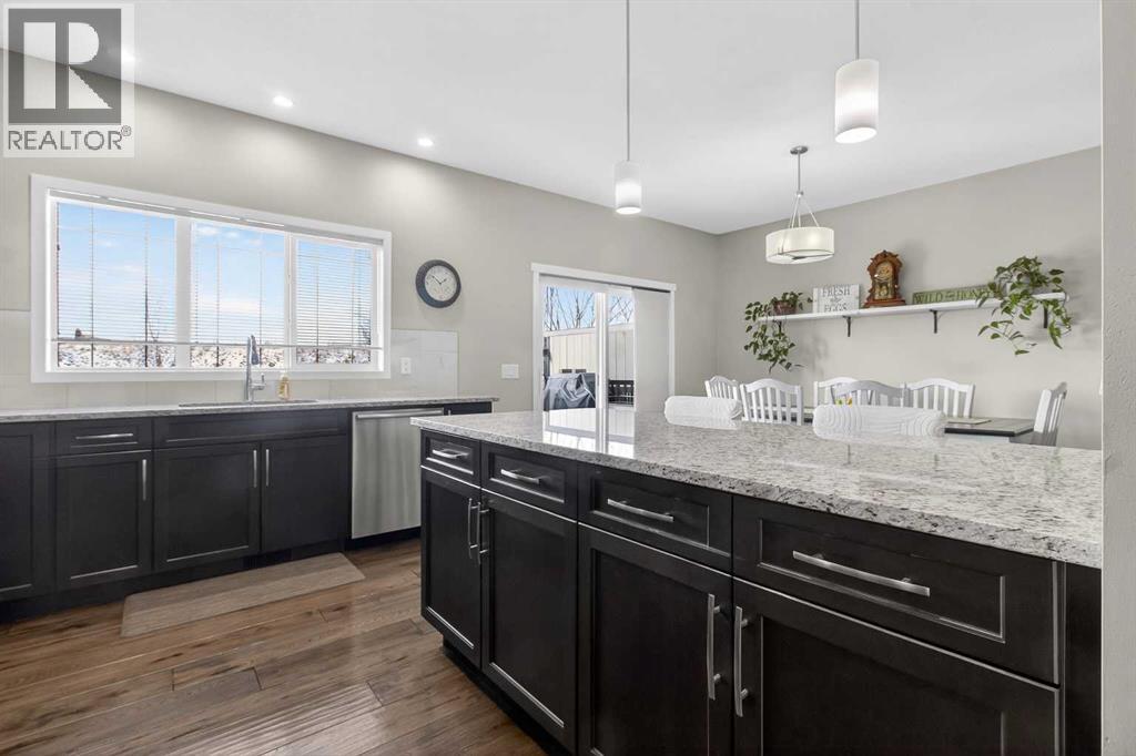342 Reunion Green NW, Airdrie, Alberta  T4B 3W5 - Photo 15 - A2292845