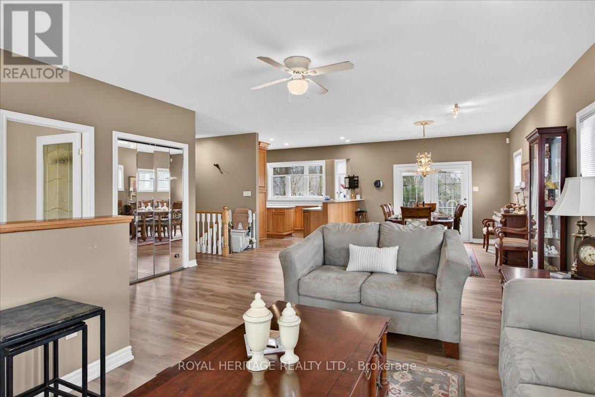 4 Kennedy Drive, Kawartha Lakes, Ontario  K0M 1N0 - Photo 7 - X12951282