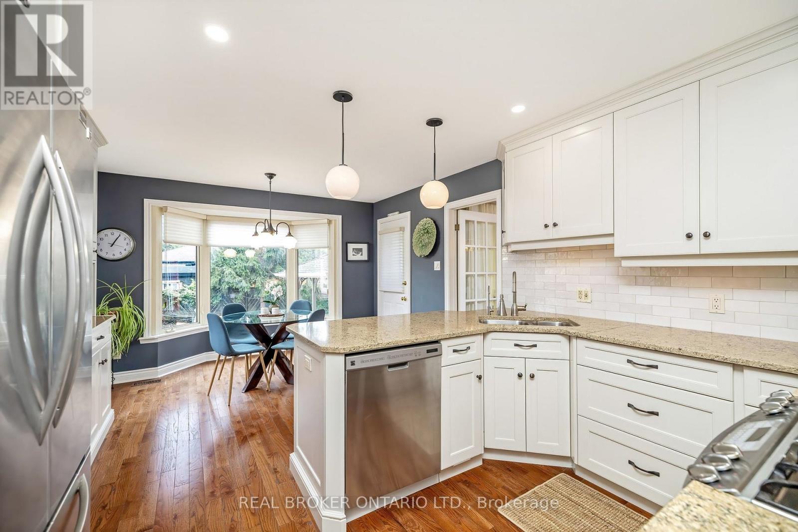 352 Broadway Avenue, Milton, Ontario  L9T 1T7 - Photo 14 - W12950728