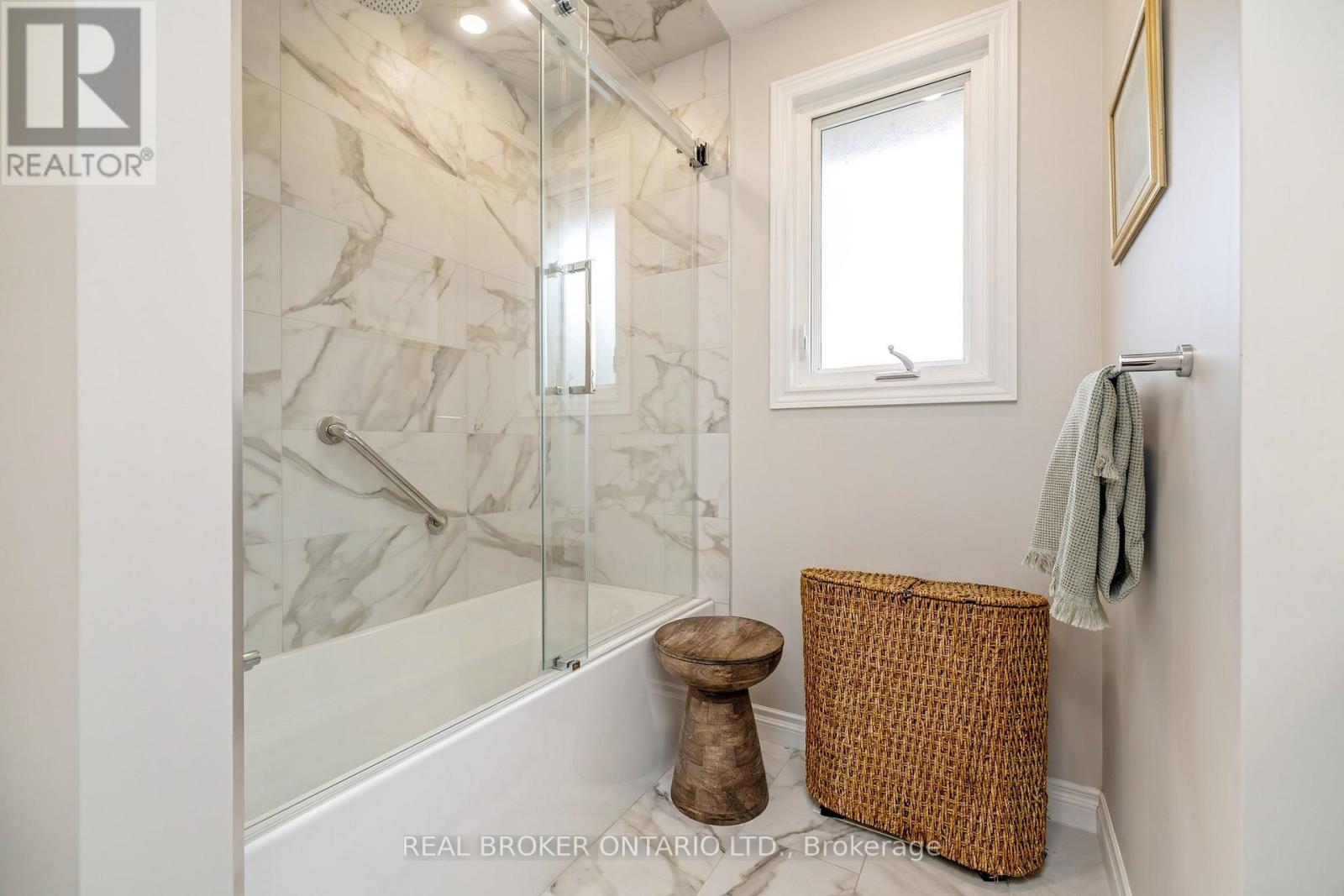 352 Broadway Avenue, Milton, Ontario  L9T 1T7 - Photo 29 - W12950728