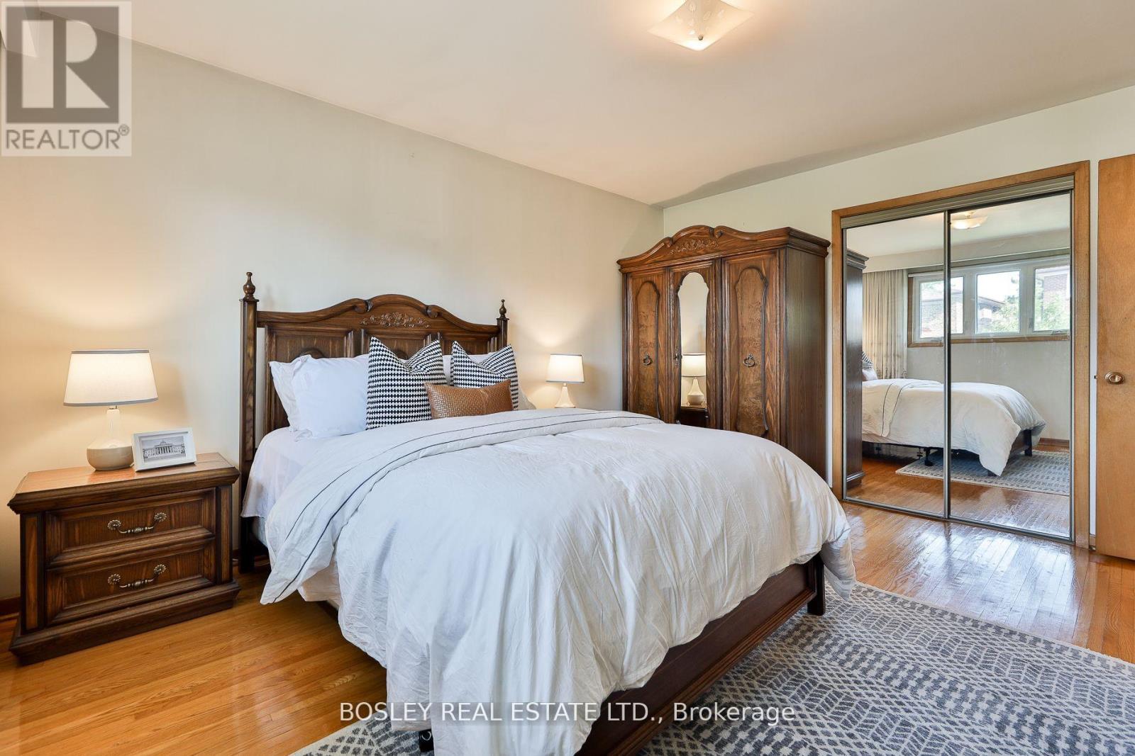 61 Bartel Drive, Toronto, Ontario  M3N 1C8 - Photo 18 - W12950740