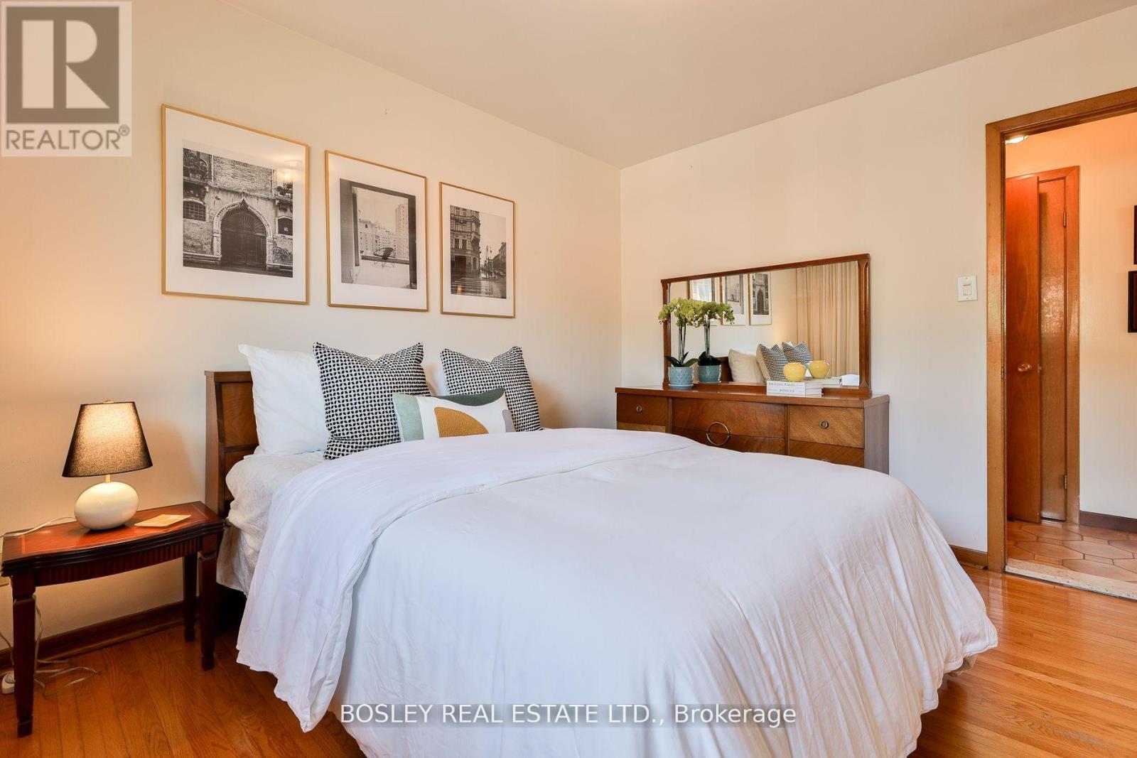 61 Bartel Drive, Toronto, Ontario  M3N 1C8 - Photo 20 - W12950740