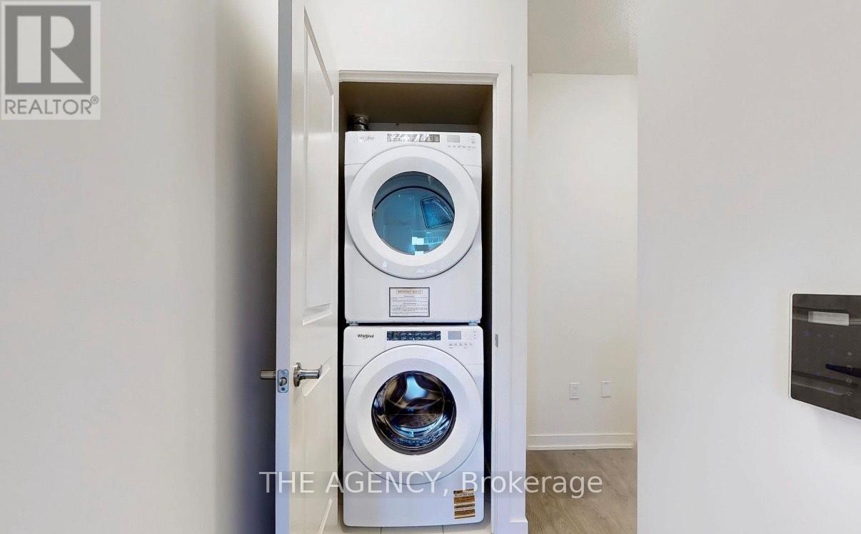 3501 - 38 Annie Craig Drive, Toronto, Ontario  M8V 0G9 - Photo 10 - W12950754