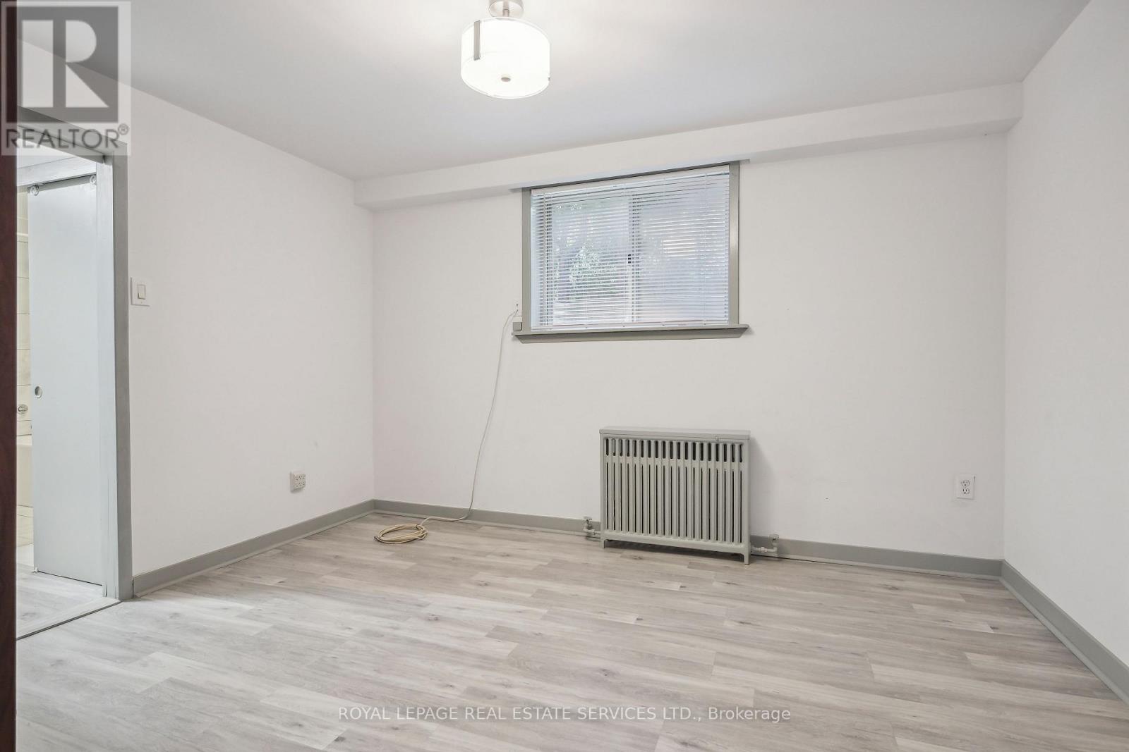 6 - 18 Thirty Third Street, Toronto, Ontario  M8W 3G9 - Photo 16 - W12950756