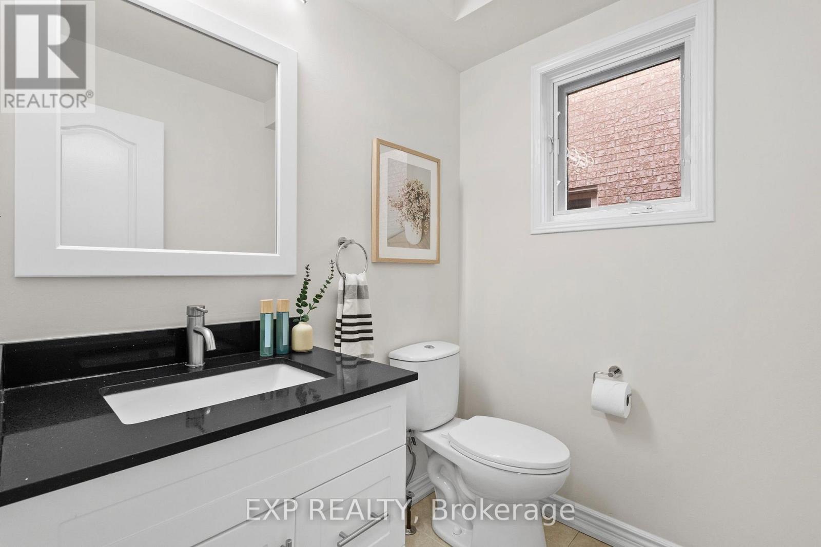 3365 Nutcracker Drive, Mississauga, Ontario  L5N 6E6 - Photo 16 - W12950804