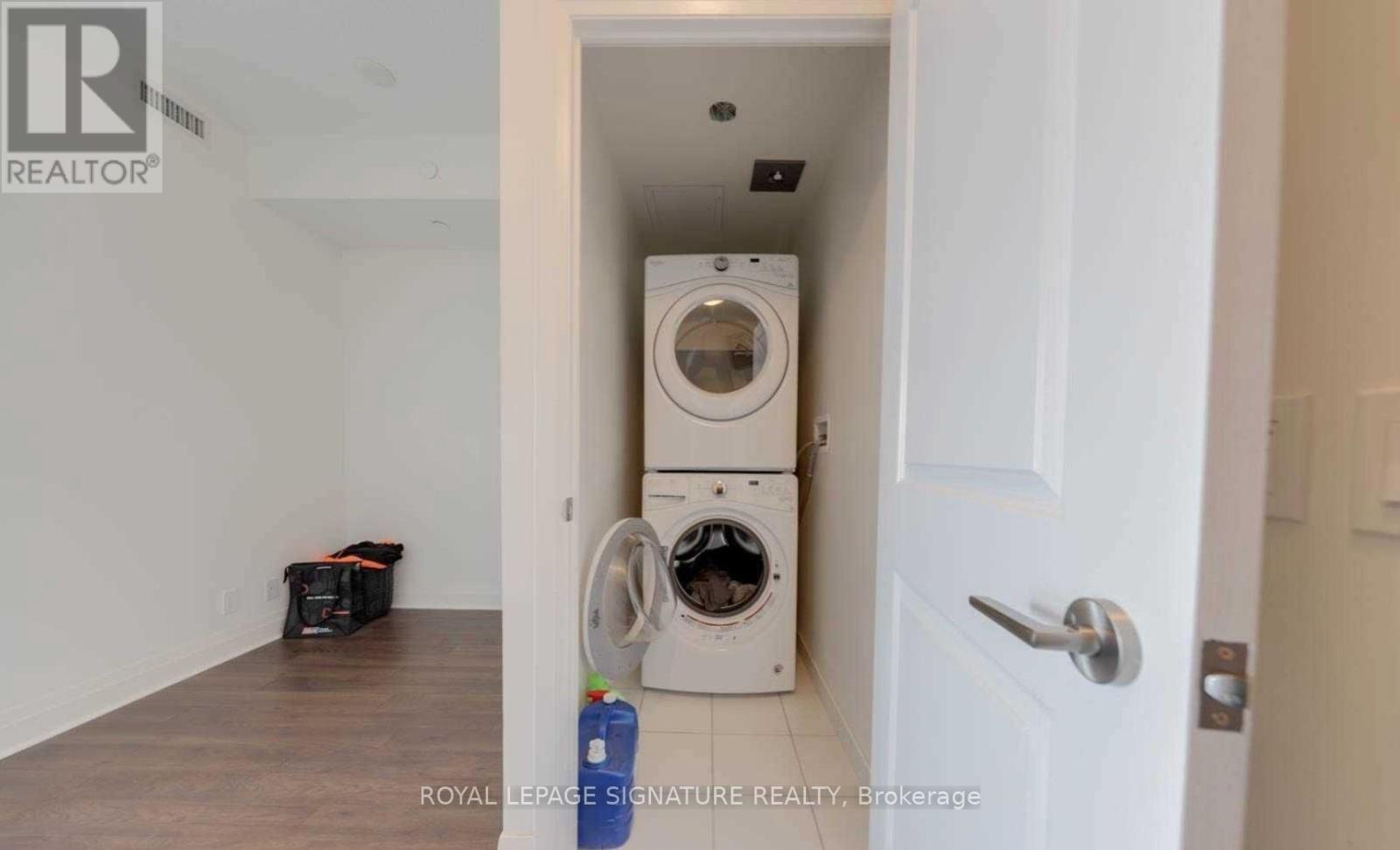 1407 - 17 Zorra Street, Toronto, Ontario  M8Z 4Z6 - Photo 13 - W12950826