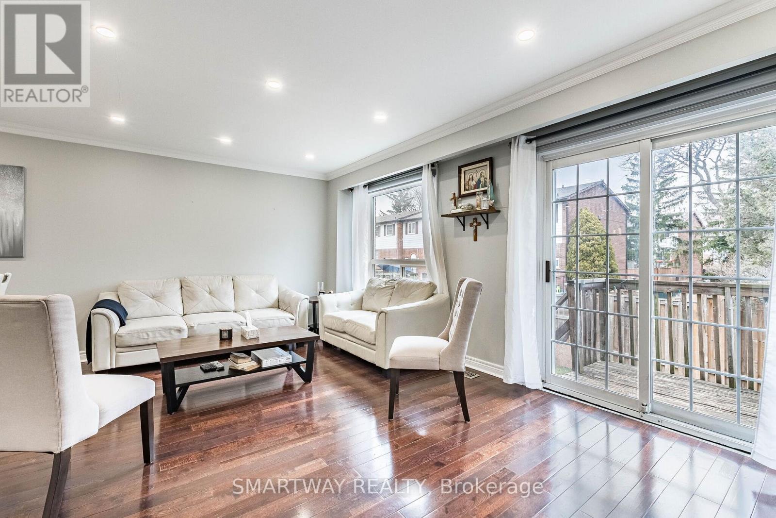 10 - 2445 Homelands Drive, Mississauga, Ontario  L5K 2C6 - Photo 20 - W12950854