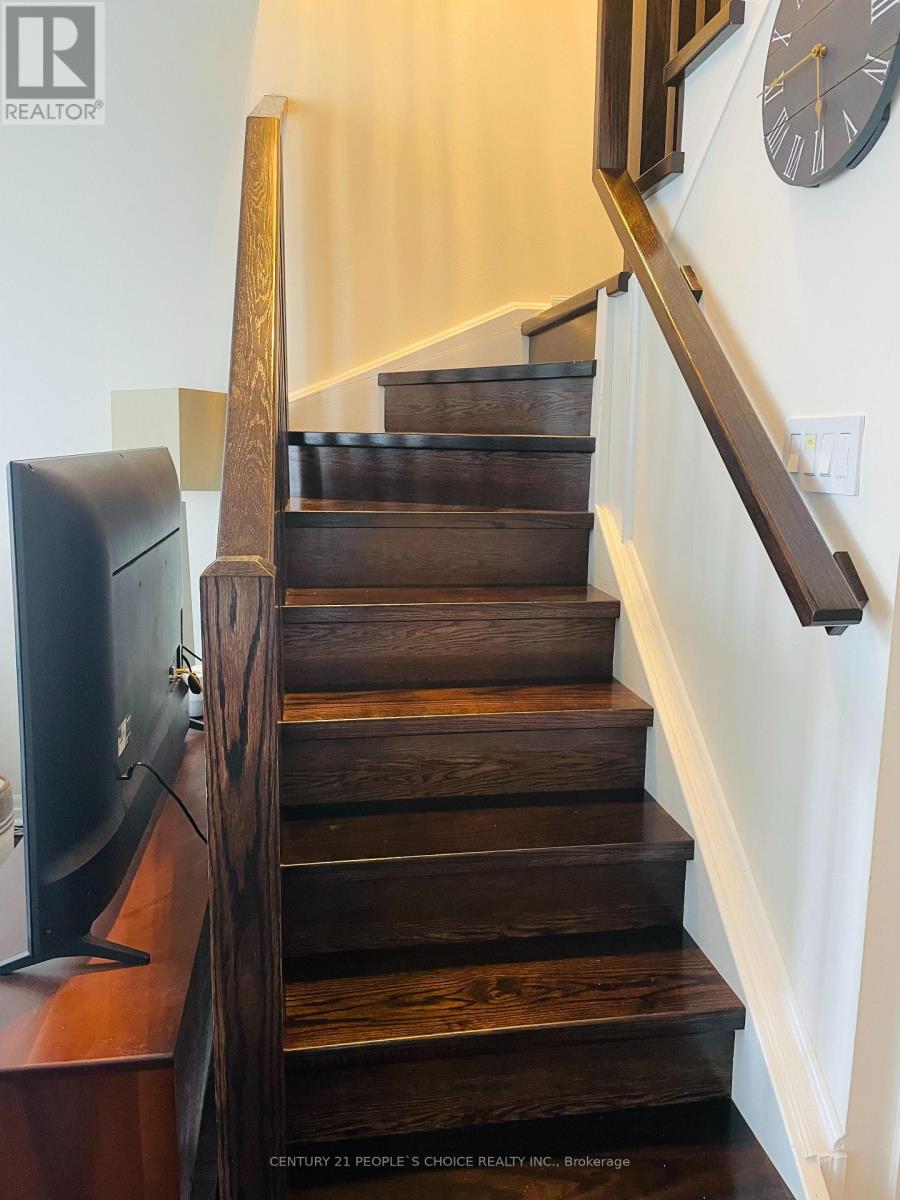 703 - 225 Webb Drive, Mississauga, Ontario  L5B 4P2 - Photo 23 - W12950878