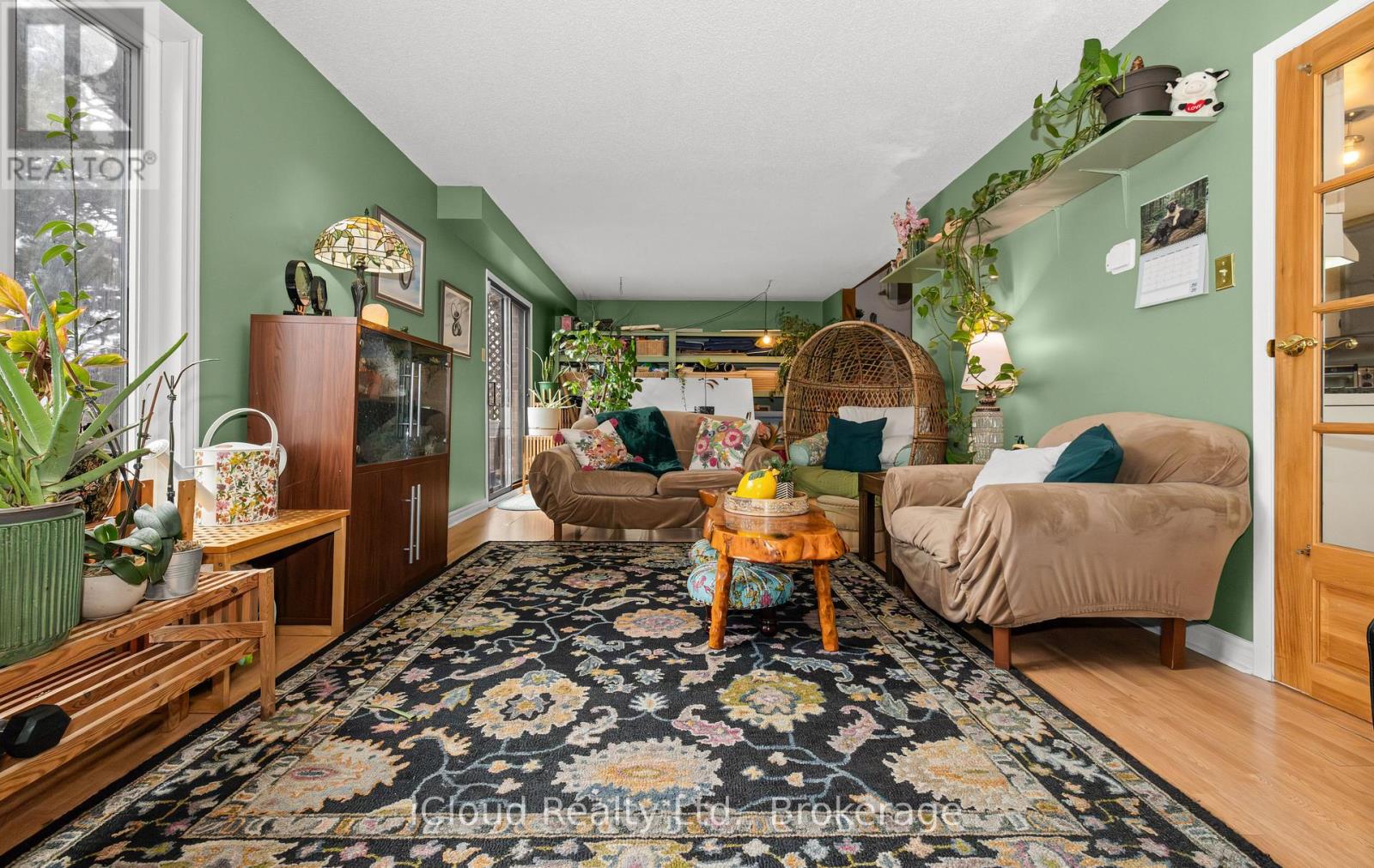 595 Clover Park Crescent, Milton, Ontario  L9T 4T7 - Photo 12 - W12950882