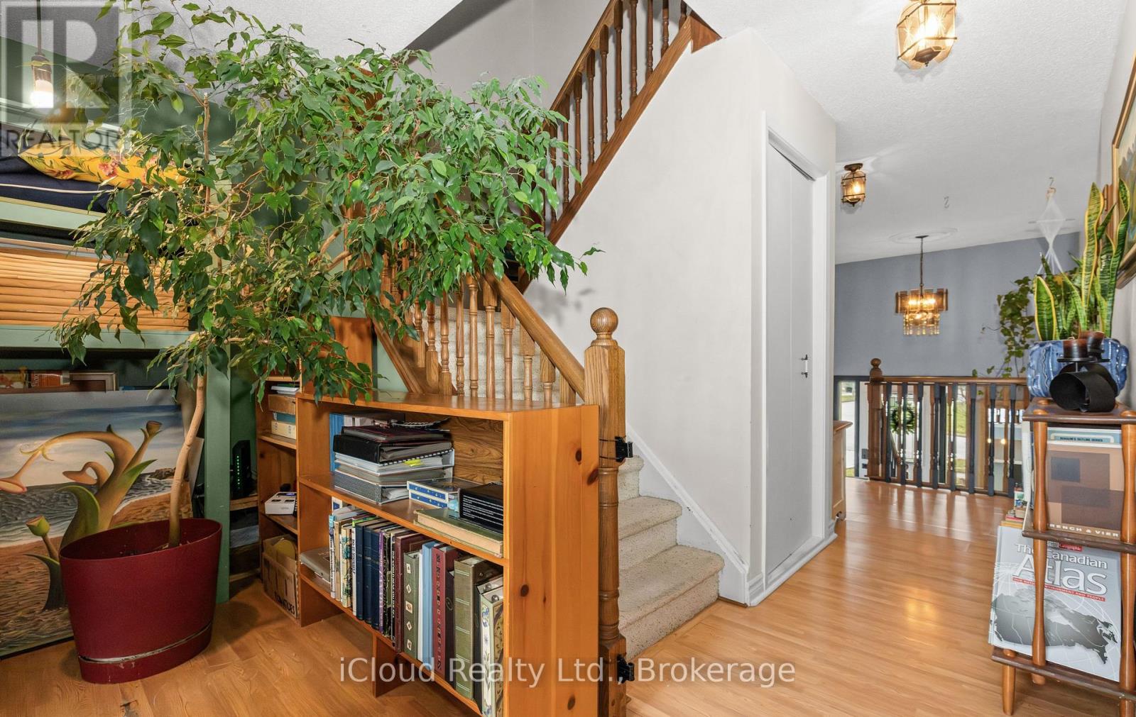 595 Clover Park Crescent, Milton, Ontario  L9T 4T7 - Photo 14 - W12950882