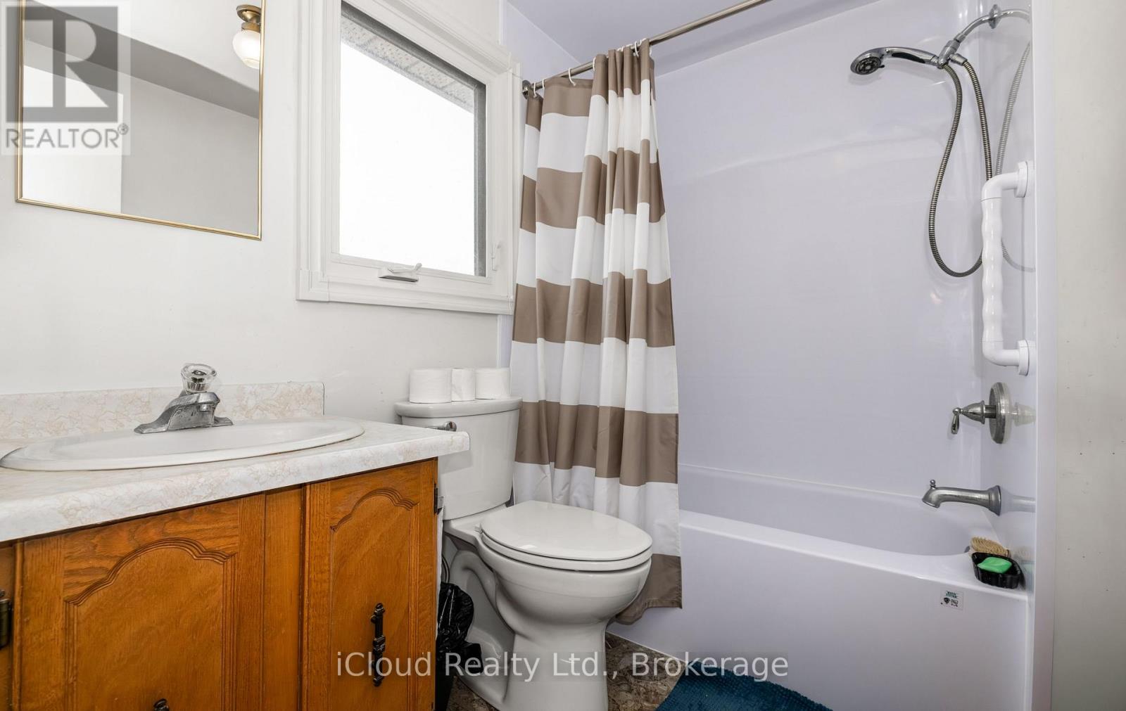 595 Clover Park Crescent, Milton, Ontario  L9T 4T7 - Photo 19 - W12950882