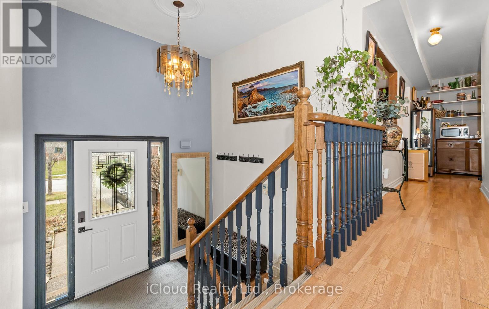 595 Clover Park Crescent, Milton, Ontario  L9T 4T7 - Photo 3 - W12950882