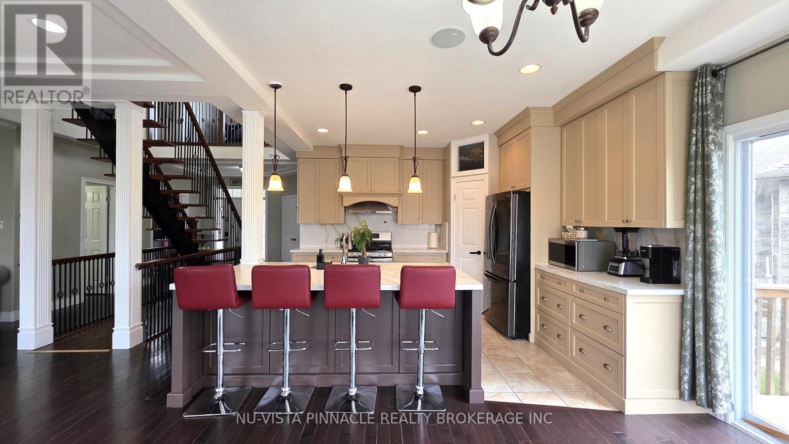 Upper Only - 1603 Vandusen Court S, London North, Ontario  N5X 0G2 - Photo 17 - X12950978