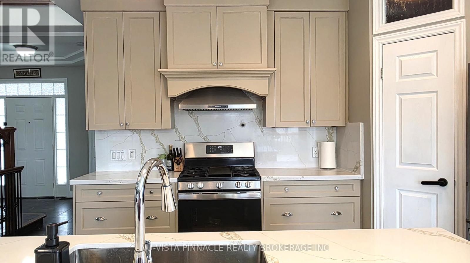 Upper Only - 1603 Vandusen Court S, London North, Ontario  N5X 0G2 - Photo 23 - X12950978