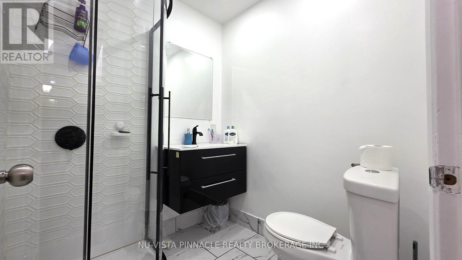 Upper Only - 1603 Vandusen Court S, London North, Ontario  N5X 0G2 - Photo 42 - X12950978