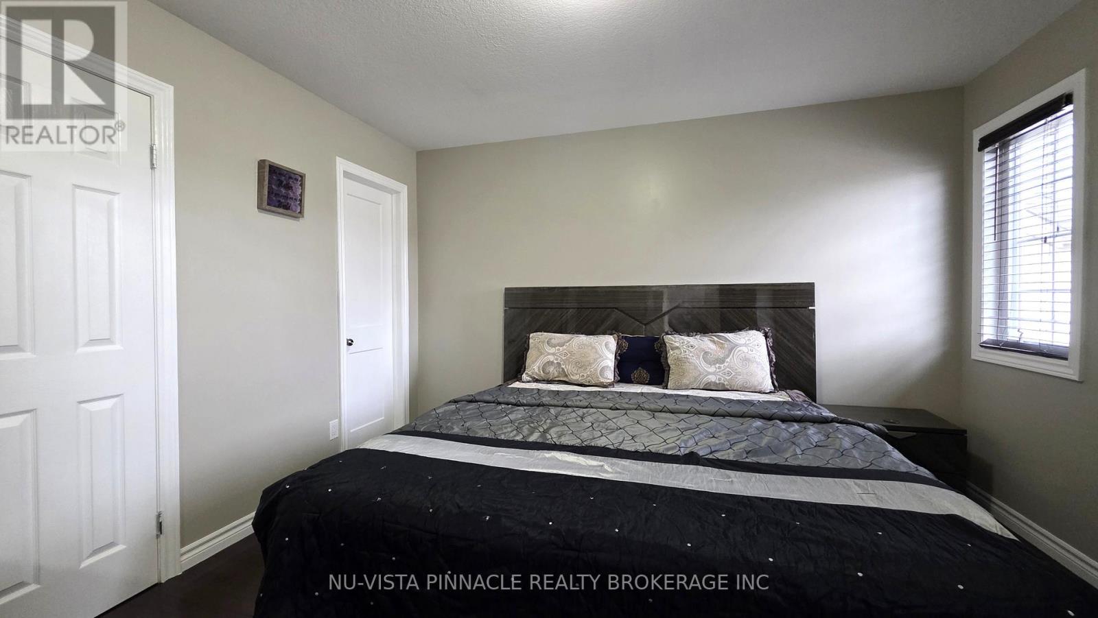 Upper Only - 1603 Vandusen Court S, London North, Ontario  N5X 0G2 - Photo 43 - X12950978