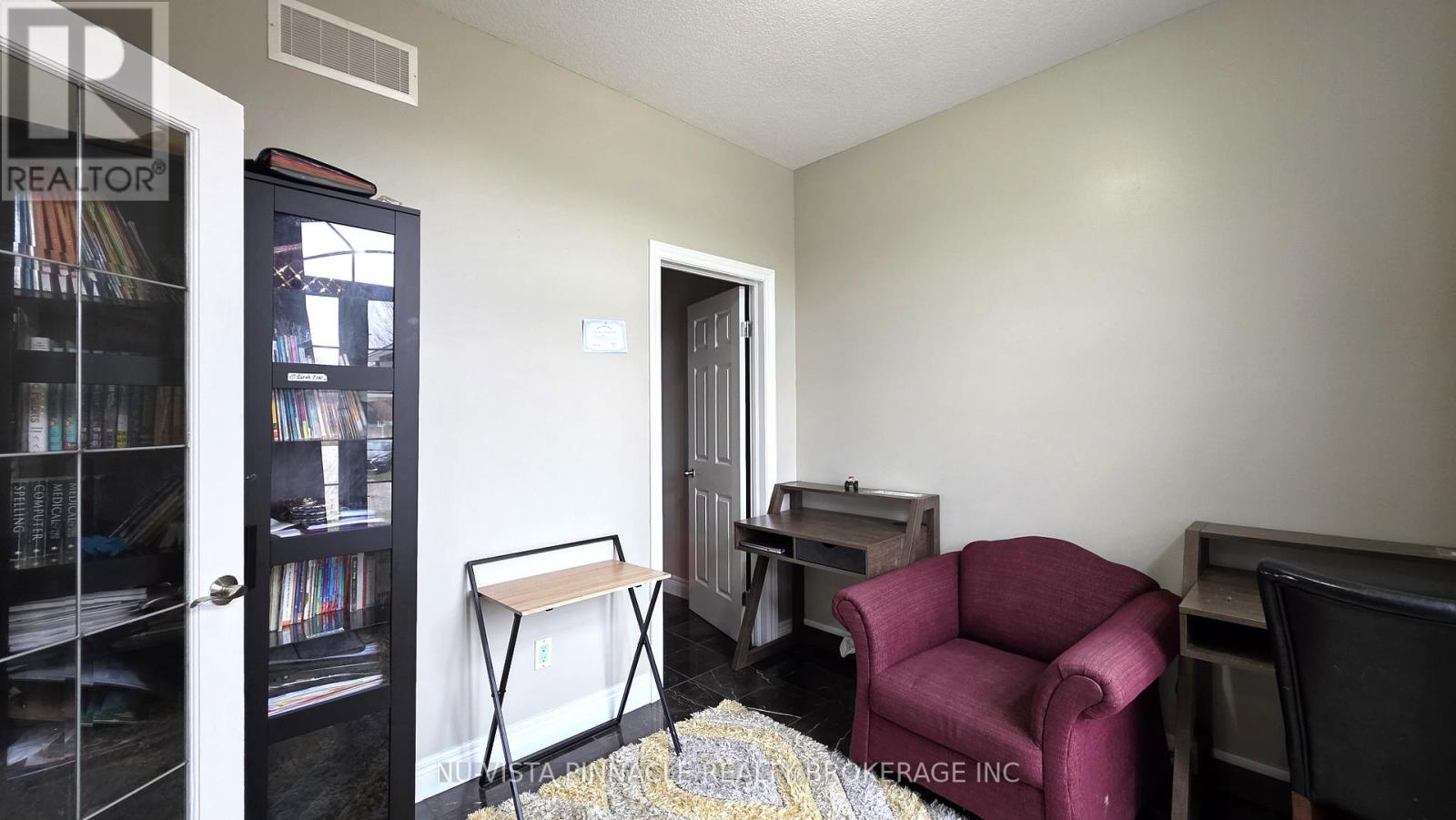 Upper Only - 1603 Vandusen Court S, London North, Ontario  N5X 0G2 - Photo 7 - X12950978