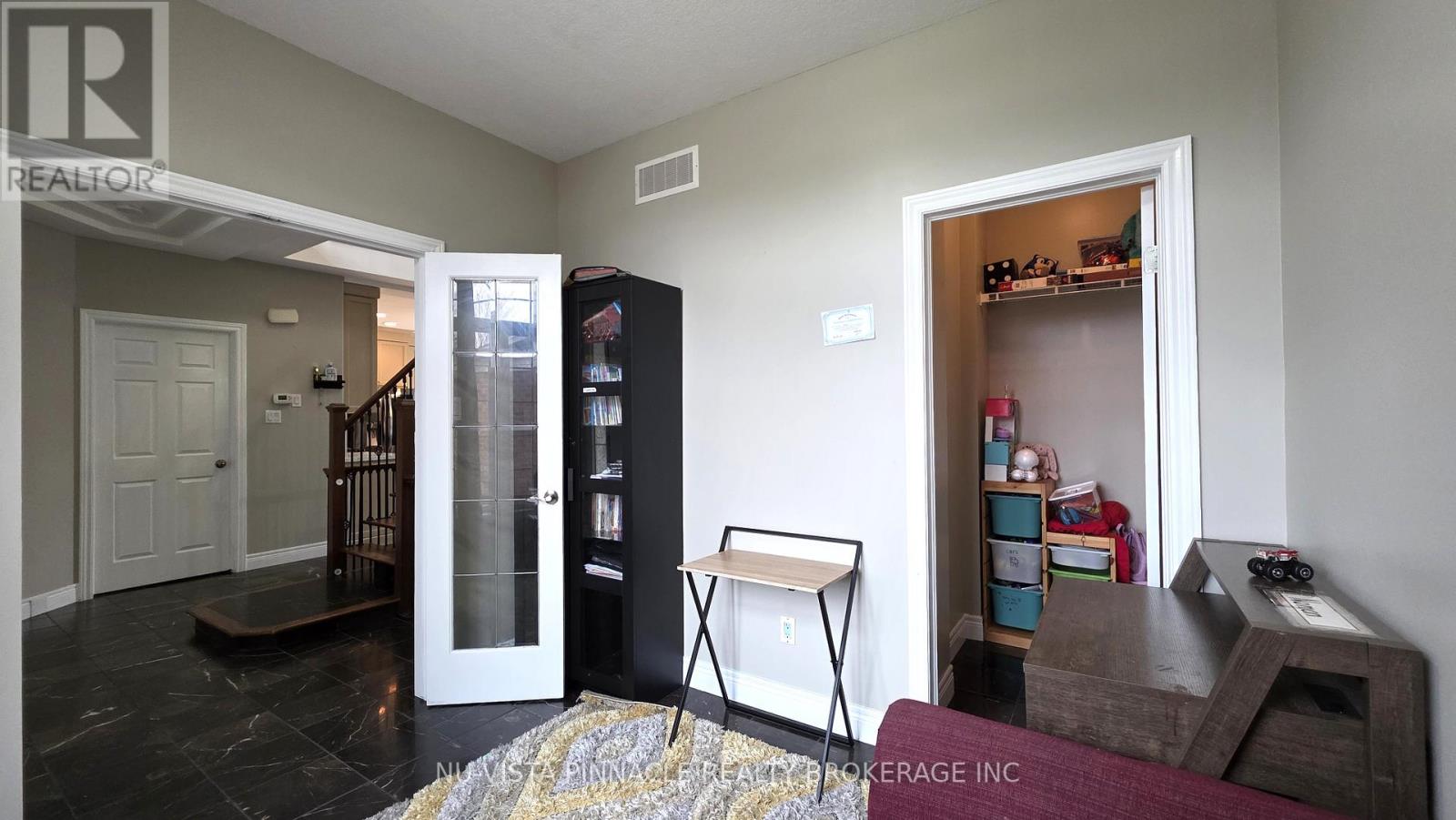 Upper Only - 1603 Vandusen Court S, London North, Ontario  N5X 0G2 - Photo 8 - X12950978