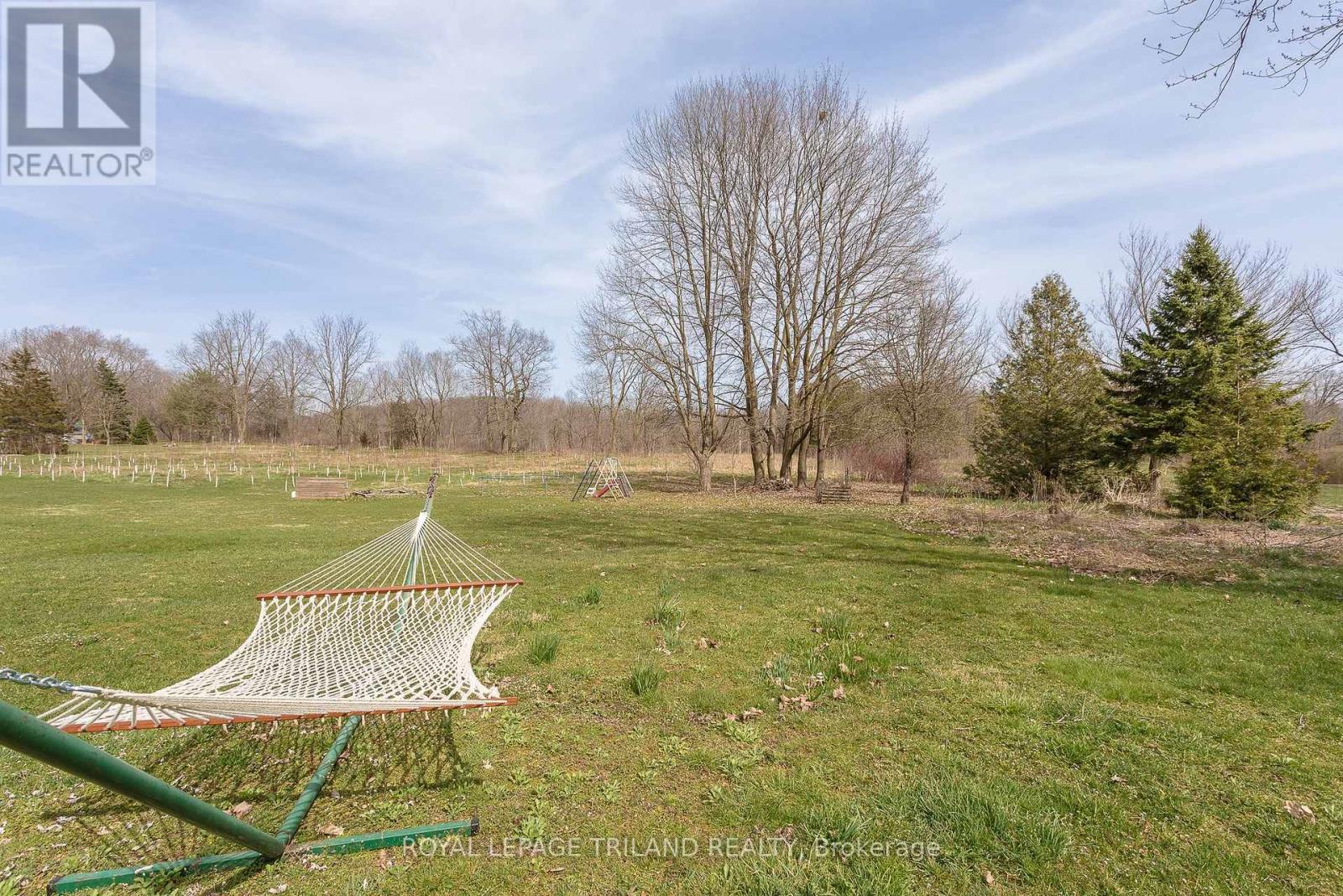 20927 Lakeside Drive, Thames Centre, Ontario  N0L 2P0 - Photo 23 - X12950984