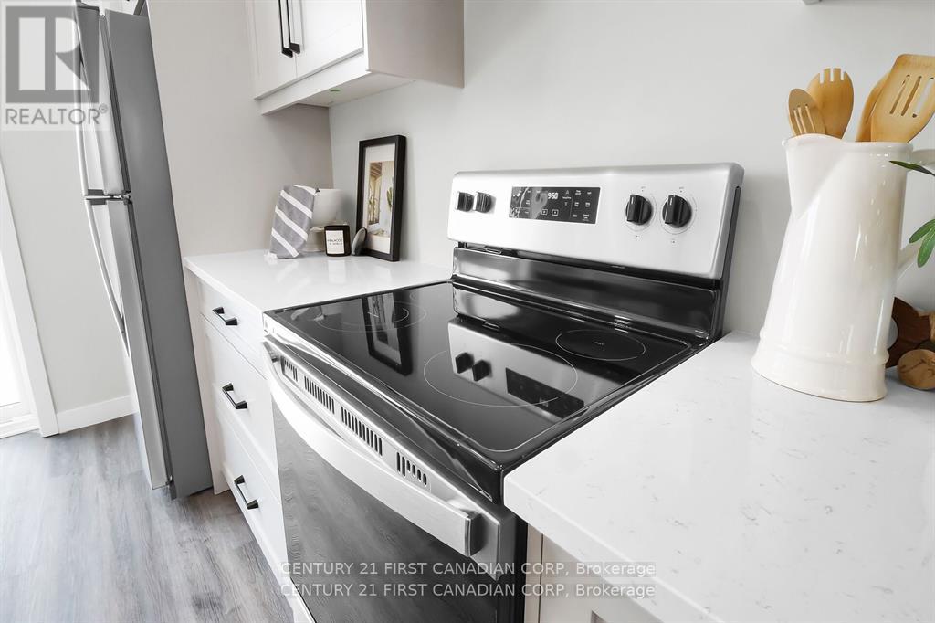 11 - 310 Callaway Road, London North, Ontario  N6G 0N8 - Photo 14 - X12951098