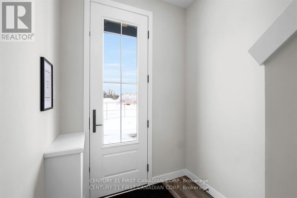 11 - 310 Callaway Road, London North, Ontario  N6G 0N8 - Photo 5 - X12951098