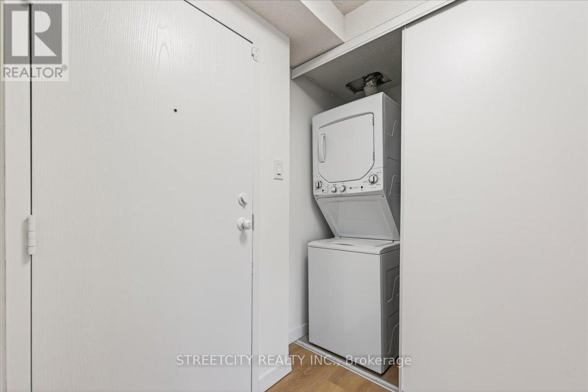 301 - 521 Riverside Drive W, London North, Ontario  N6H 5E2 - Photo 10 - X12951156