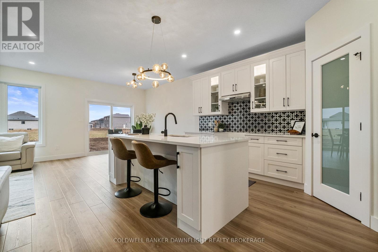 167 Greene Street, South Huron, Ontario  N0M 1S3 - Photo 8 - X12951256