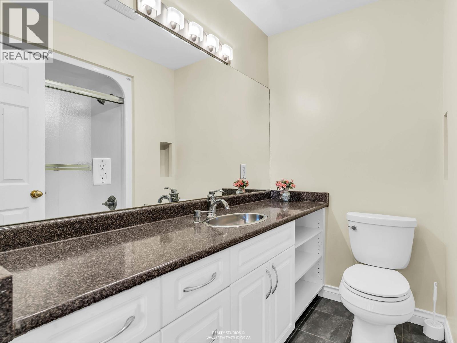 6431 Nanika Crescent, Richmond, British Columbia  V7C 2W6 - Photo 36 - R3105239