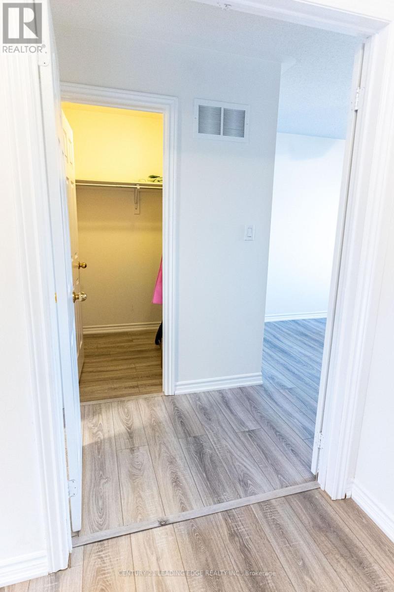 27 Mantz Crescent, Whitby, Ontario  L1R 0L3 - Photo 26 - E12936226