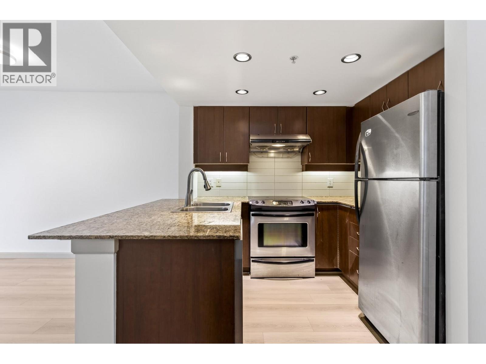 409 9262 University Crescent, Burnaby, British Columbia  V5A 0A4 - Photo 17 - R3105941