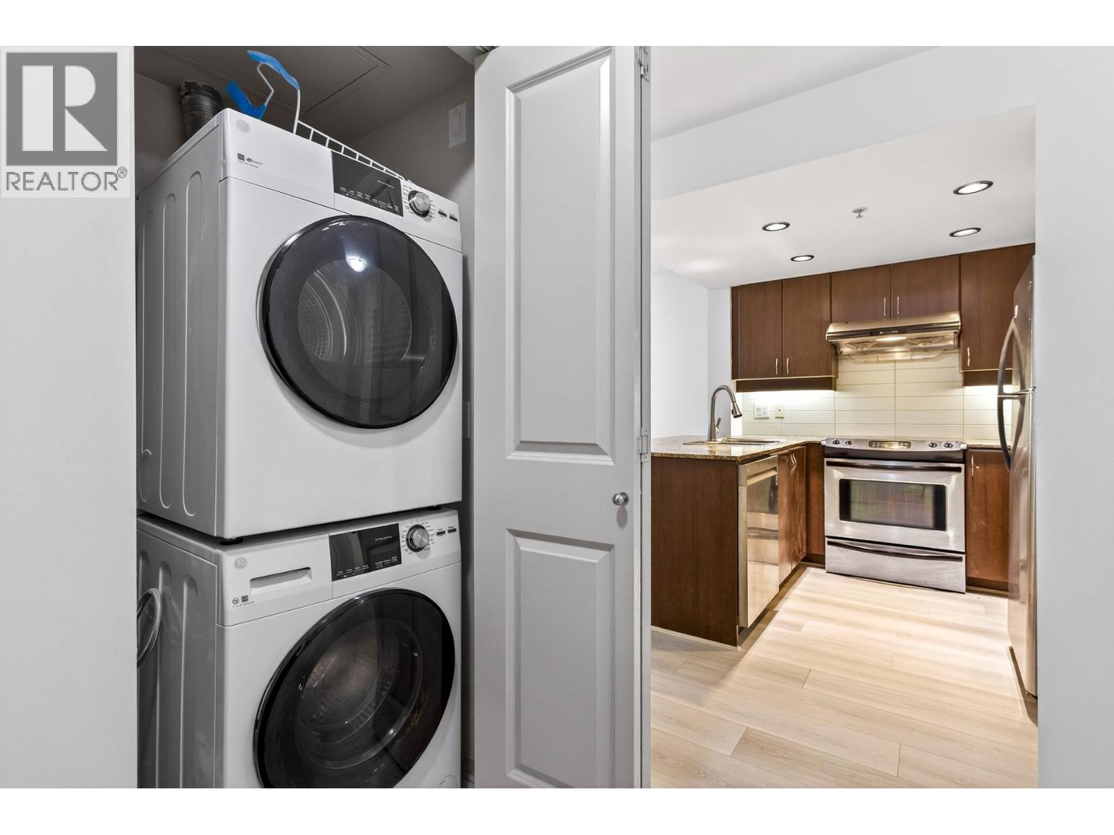 409 9262 University Crescent, Burnaby, British Columbia  V5A 0A4 - Photo 36 - R3105941