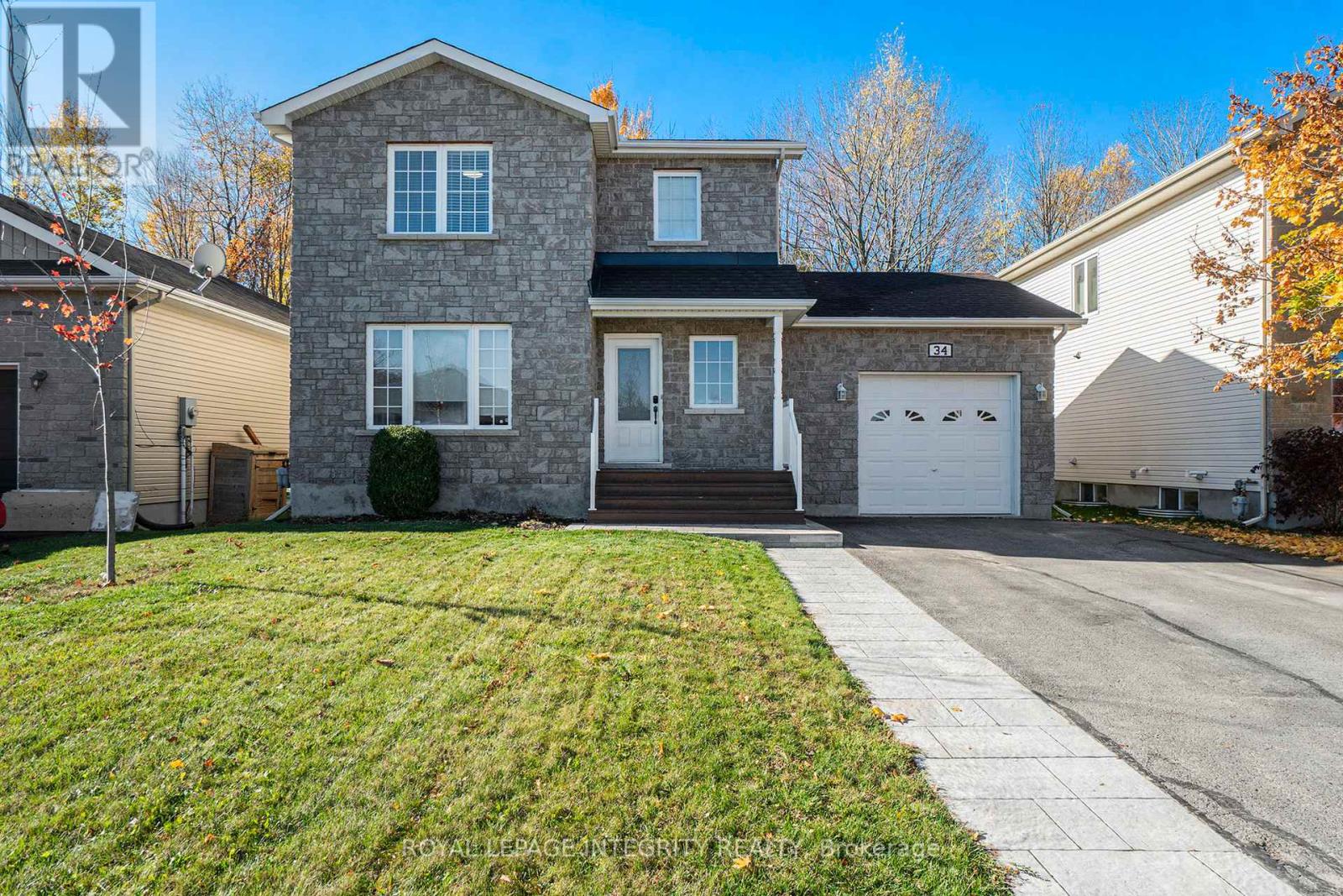 34 Giroux Street, The Nation, Ontario  K0A 2M0 - Photo 2 - X12950934